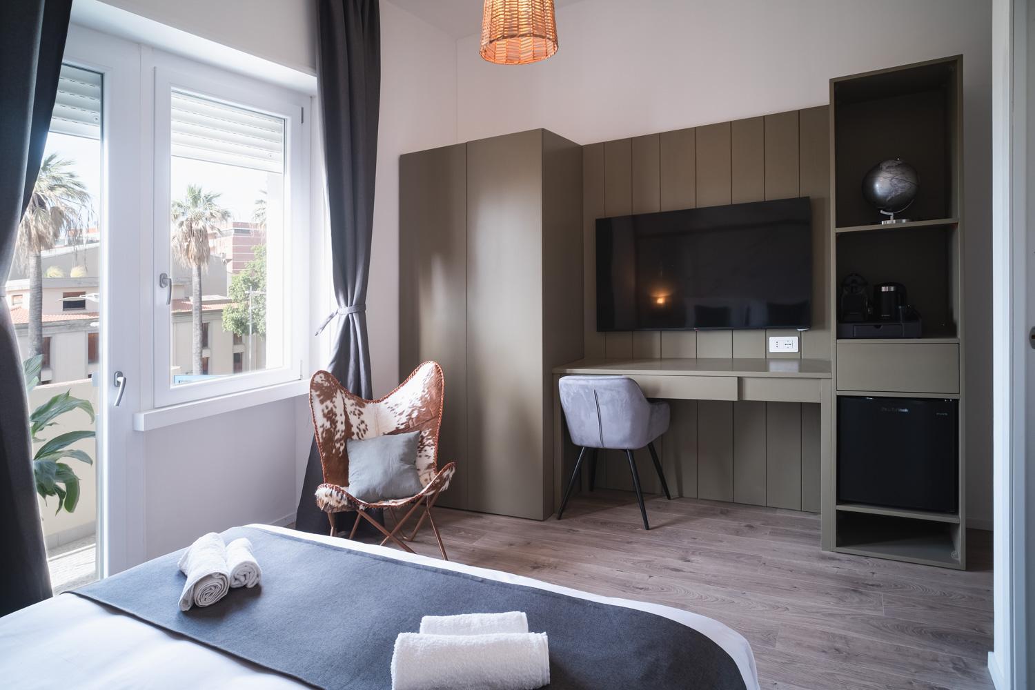 New Elegance Suites Guesthouse Oristano Ngoại thất bức ảnh