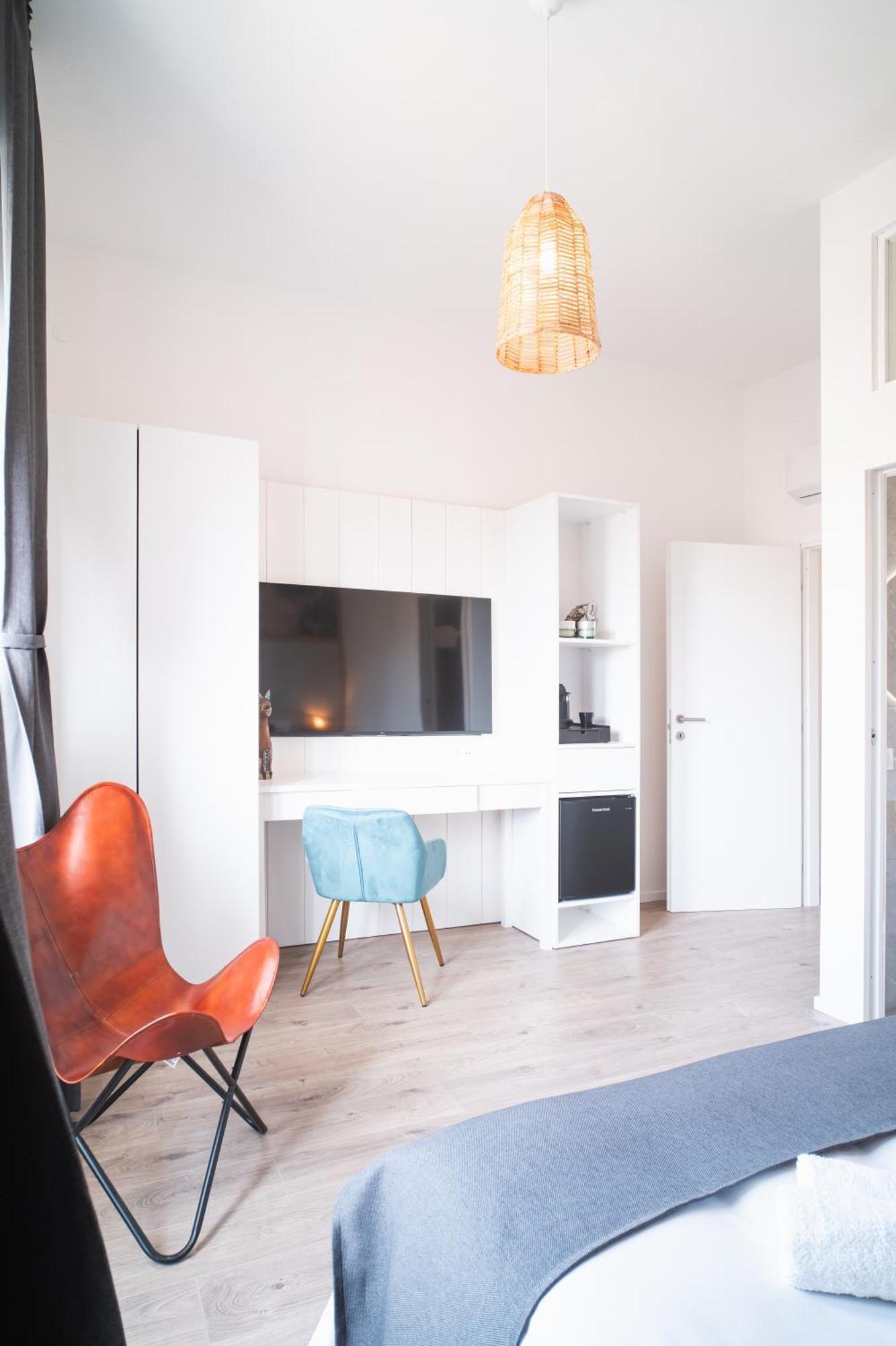 New Elegance Suites Guesthouse Oristano Ngoại thất bức ảnh