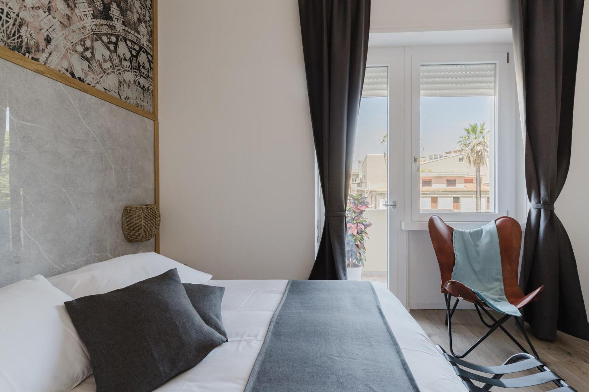 New Elegance Suites Guesthouse Oristano Ngoại thất bức ảnh